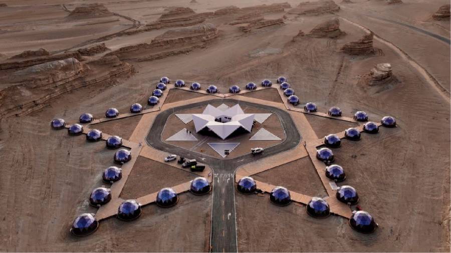 火星移民预演场——模拟外星环境的极端生存训练东风区户外野奢帐篷实验项目